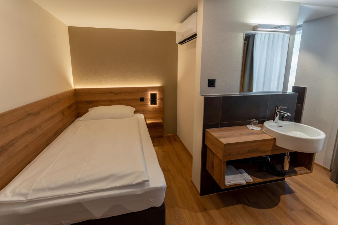 Ziegelhuesi Hotel, Stettlen Bei Bern Eksteriør billede
